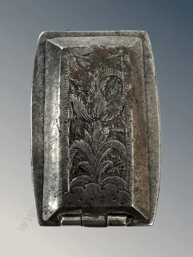 Steel Embossed Tinder Box L6cm Image 1++