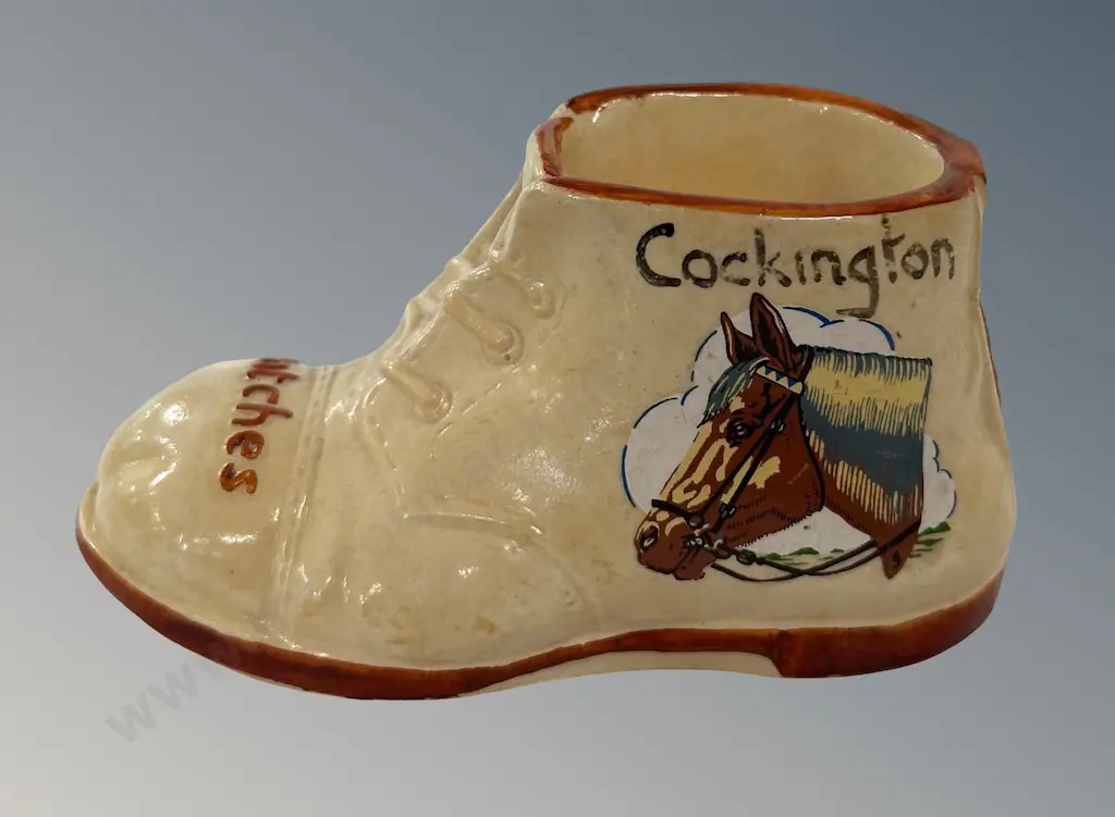 Plaster Shoe Table Match Holder H5cm Image 1++