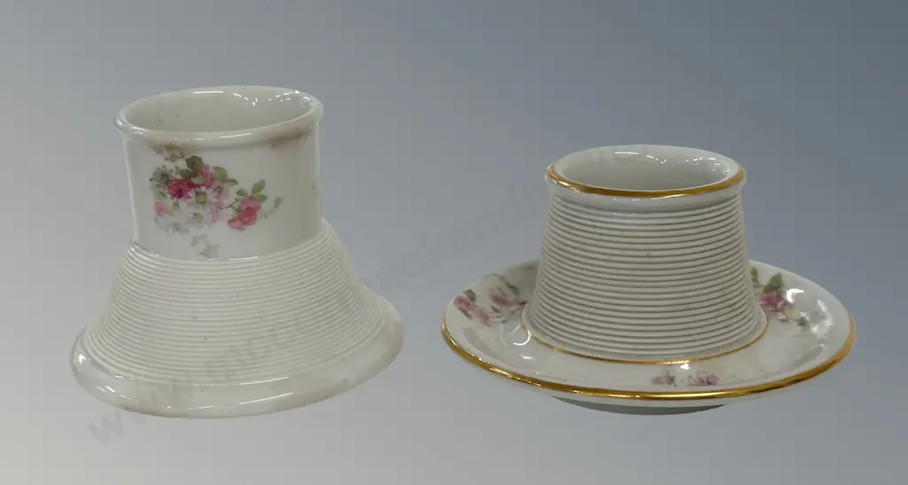 Two Porcelain Limoges Floral Table Match Holders H5-9cm Image 1++