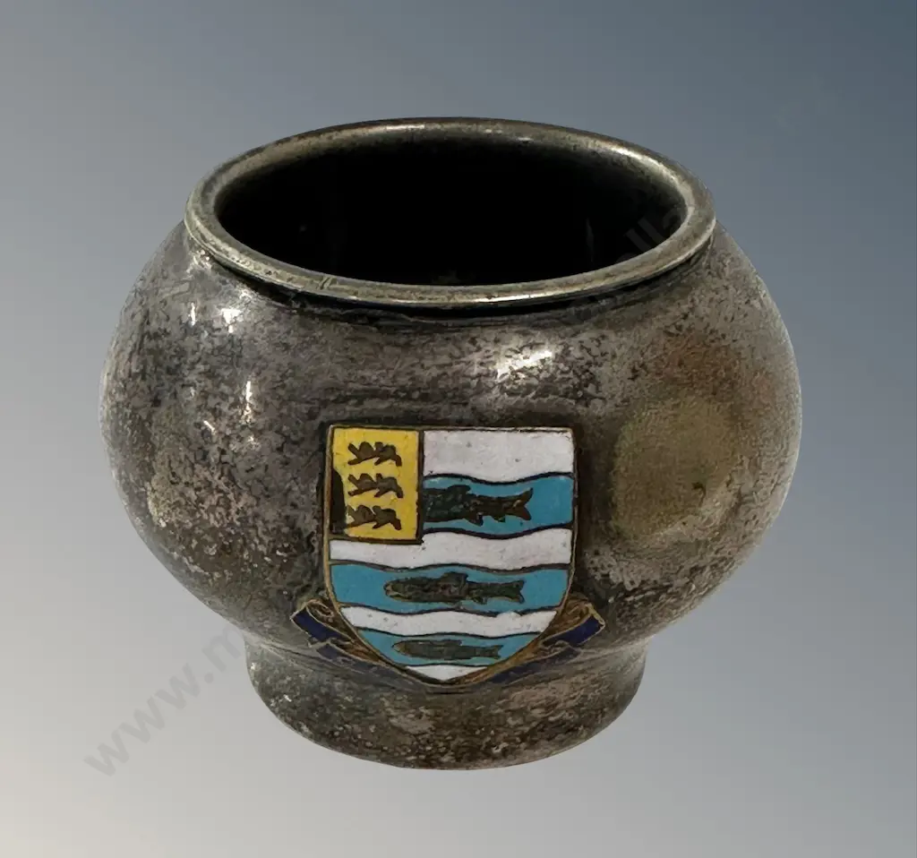 Silver Plate Clovelly Devon Emblem Matchbox Holder H5cm  Image 1++