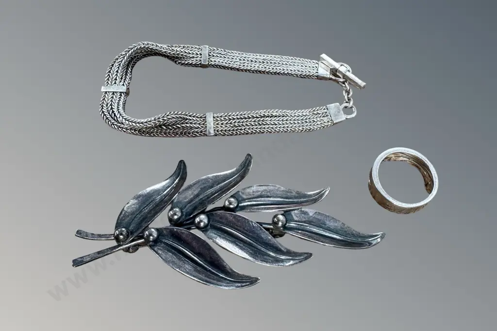 Sterling Silver Danish Leaf Brooch, Ring Size M and Bracelet L20cm, TW35gms Image 1++