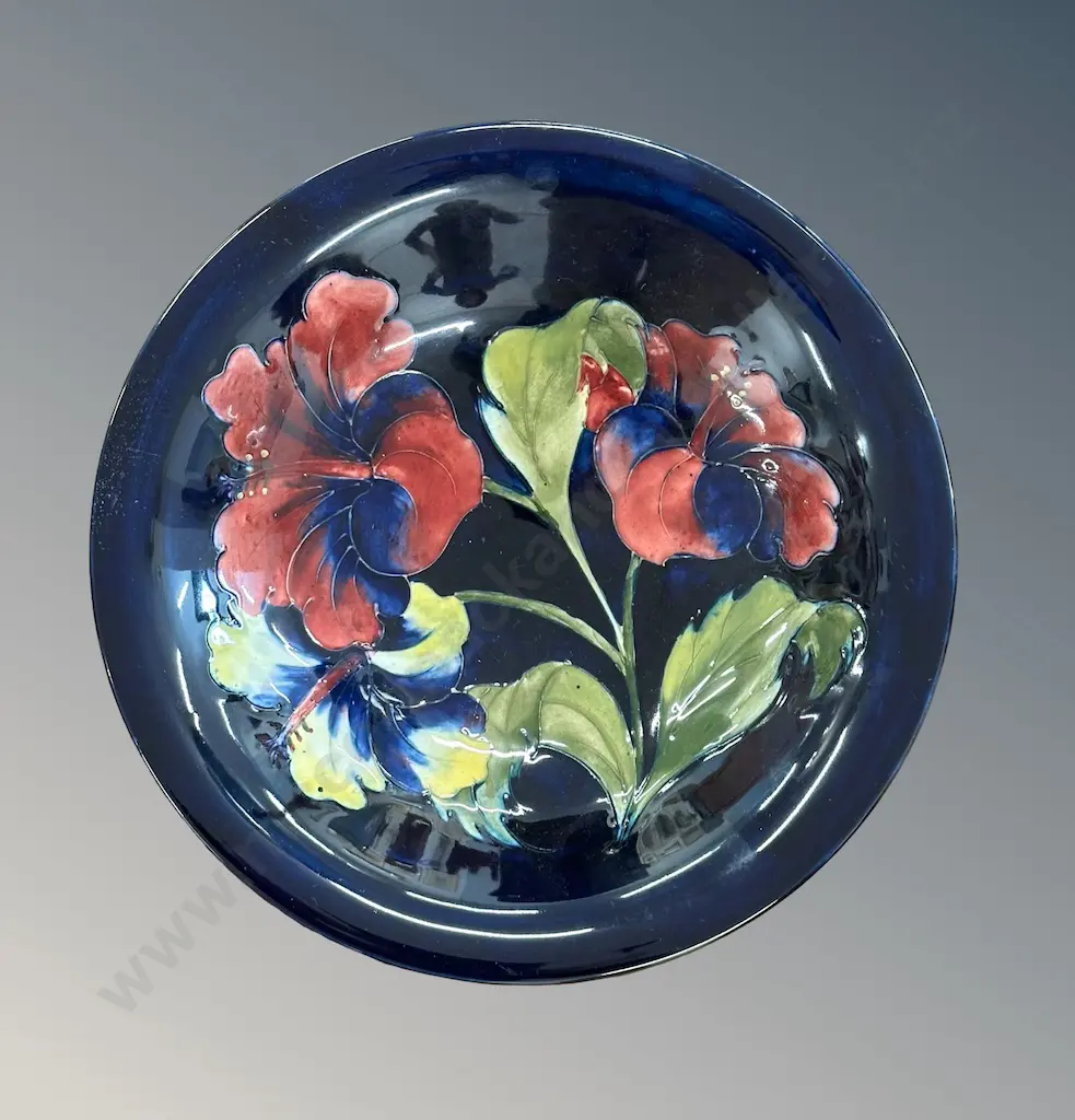 Moorcroft Hibiscus Pattern Bowl, Dia25cm Image 1++