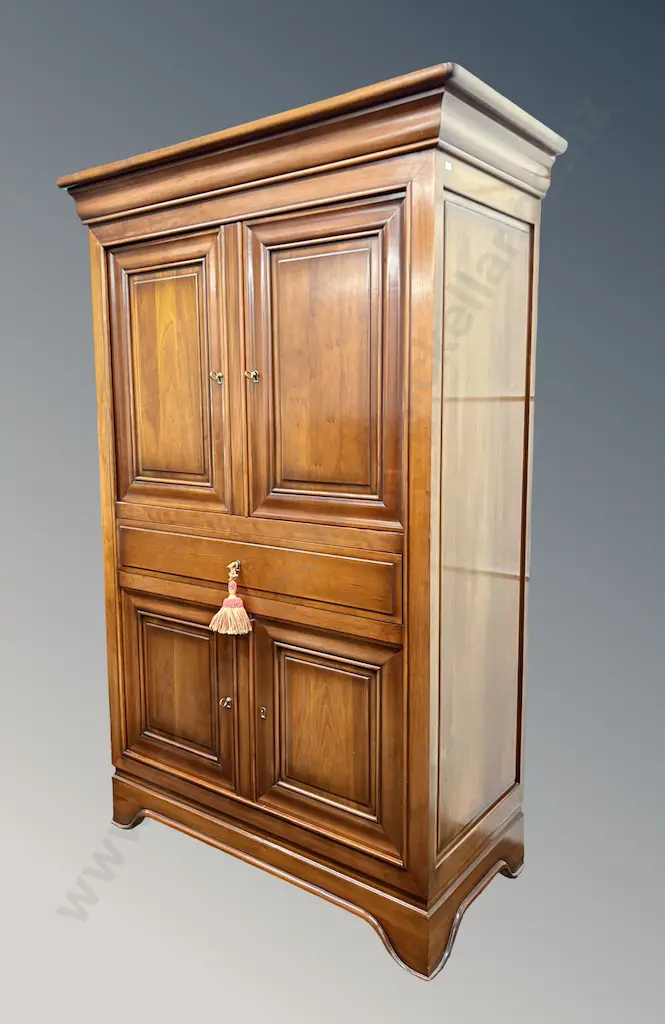 Mahogany Two Door and Single Drawer Television Cabinet with Rotating Slide Out Shelf H174xW110xD55cm Image 1++
