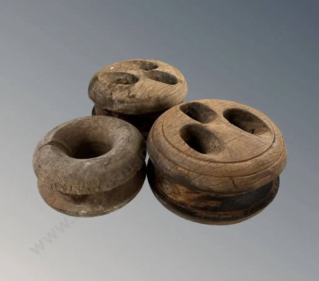 Three Wooden Ship Pulleys D13-15cm Image 1++