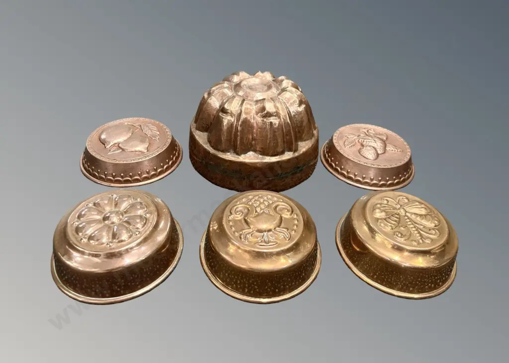 Collection of Victorian Copper Jelly Molds D13-19cm Image 1++