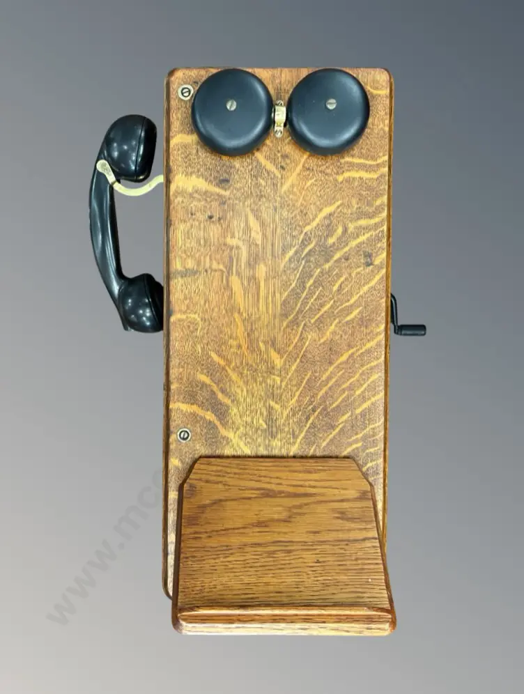 Wall Mounted Oak Telephone with Crank Image 1++