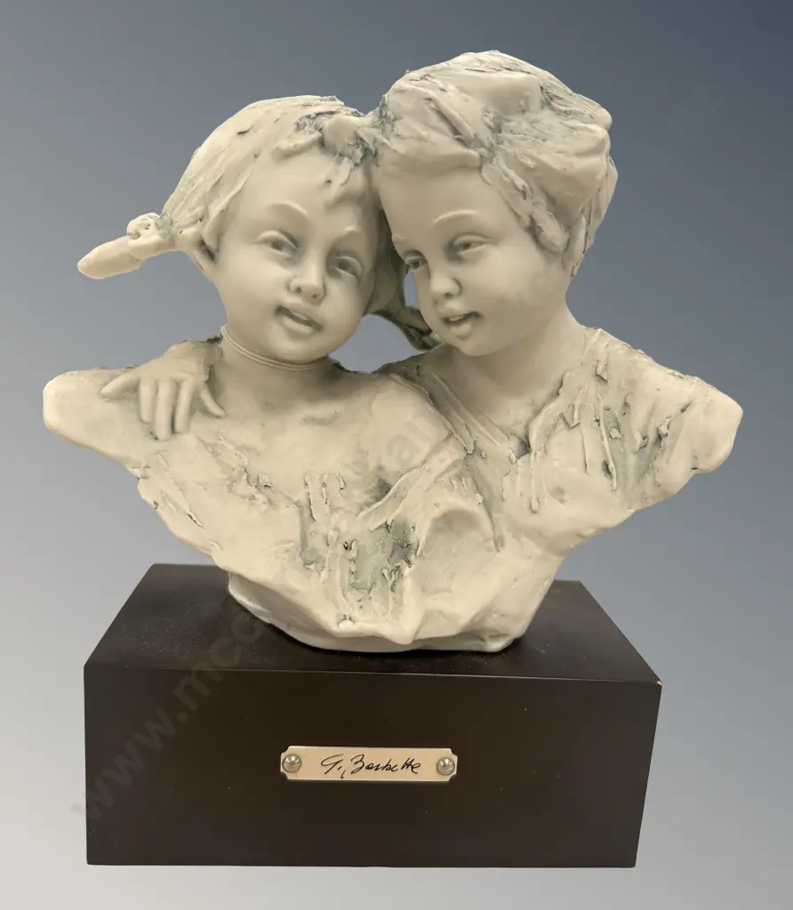 Italian Children Bust H20cm Image 1++