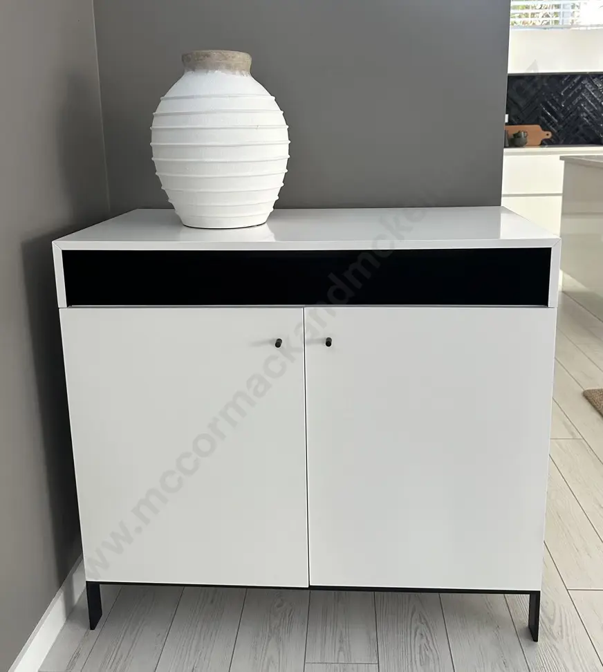 White Lacquered Entertainment Unit H90xW100xD50cm Image 1++