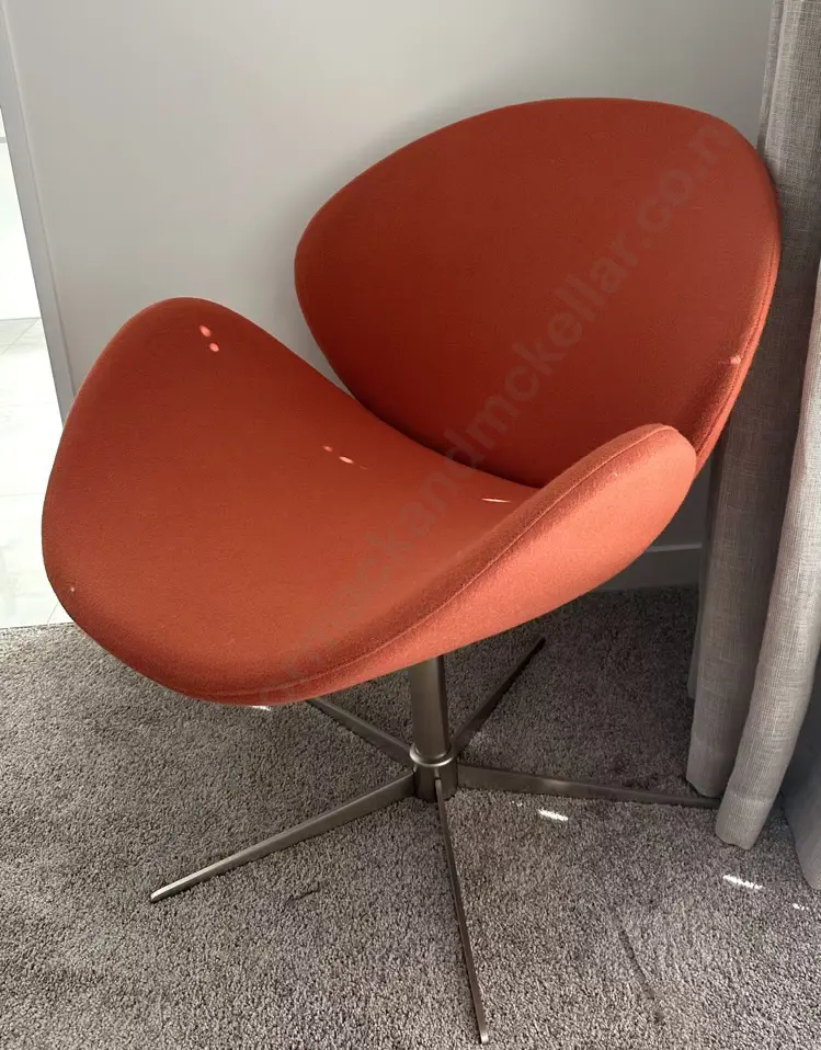 Orange Lip Chair on Chrome Base Image 1++