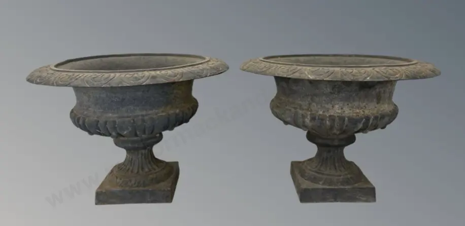 Pair of Cast Iron Urns H44xD64cm Image 1++