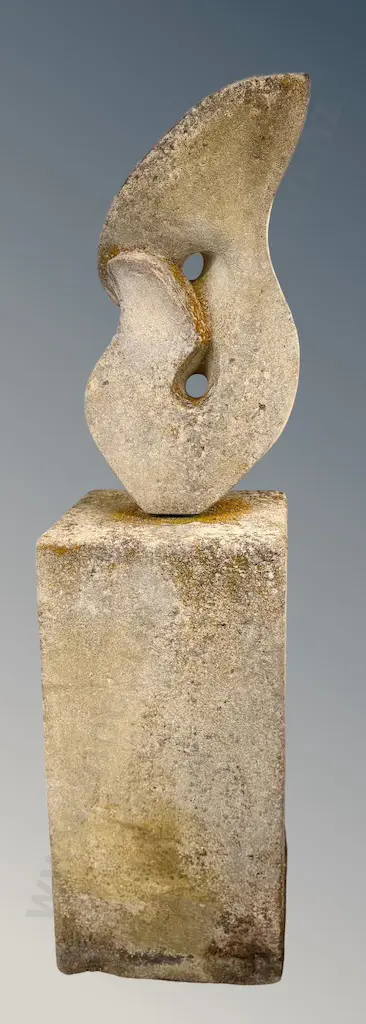 Concrete Sculpture on Plinth, H113xL30xD29cm Image 1++
