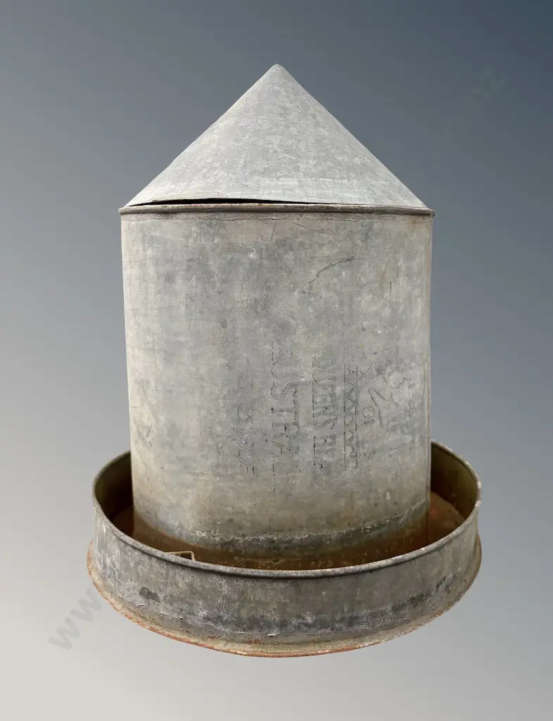 French Tin Poultry Drinker H37xD29cm Image 1++
