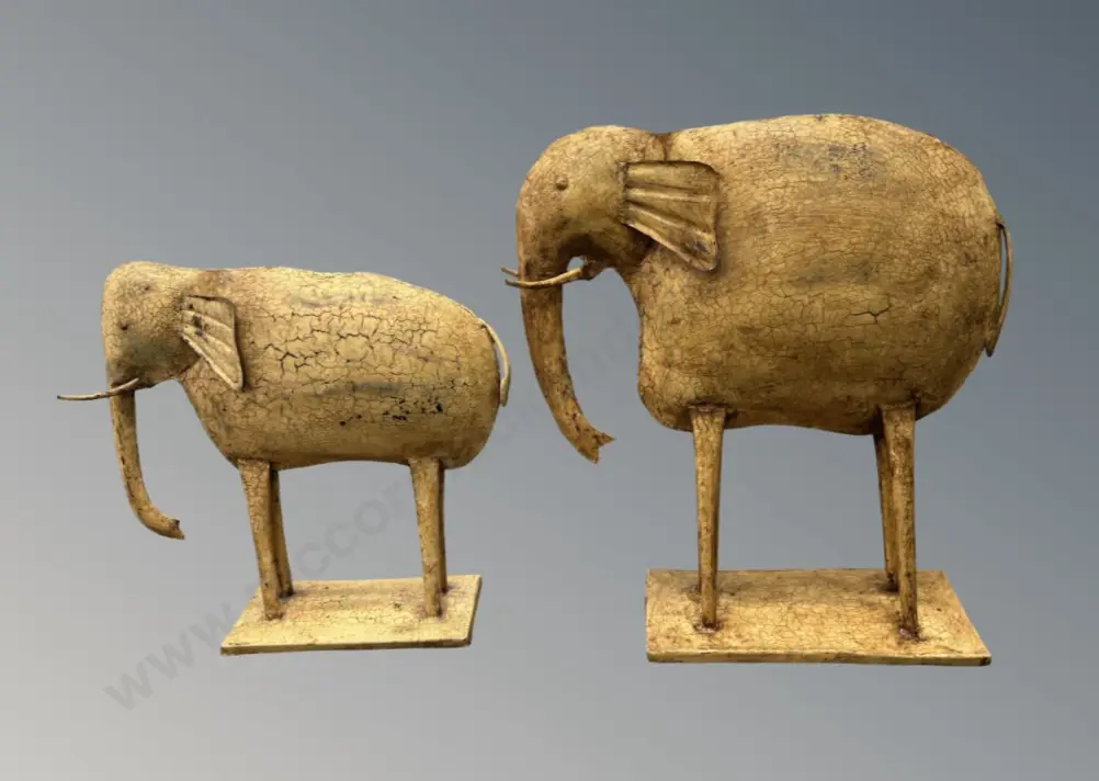 Pair of Graduated Distressed Look Metal Elephants H55-74cm Image 1++