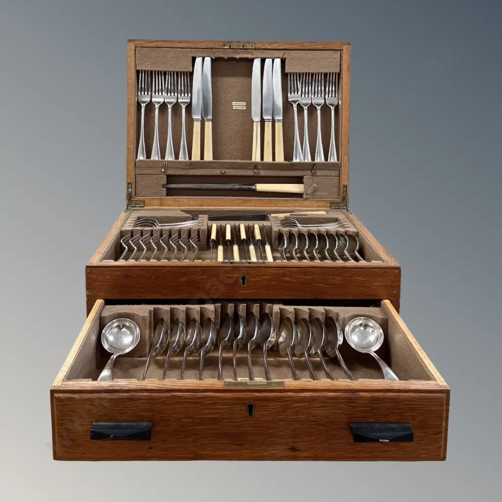 Eight Place Sterling Silver Cutlery Set with Bone Handled Knives in Oak Canteen (missing 3 knives) Silver Weight 2683gms Image 1++