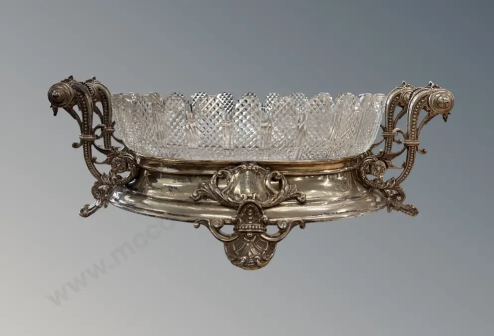 Sterling Silver Footed Centrepiece with Removable Glass Liner, Silver TW493gms Image 1++