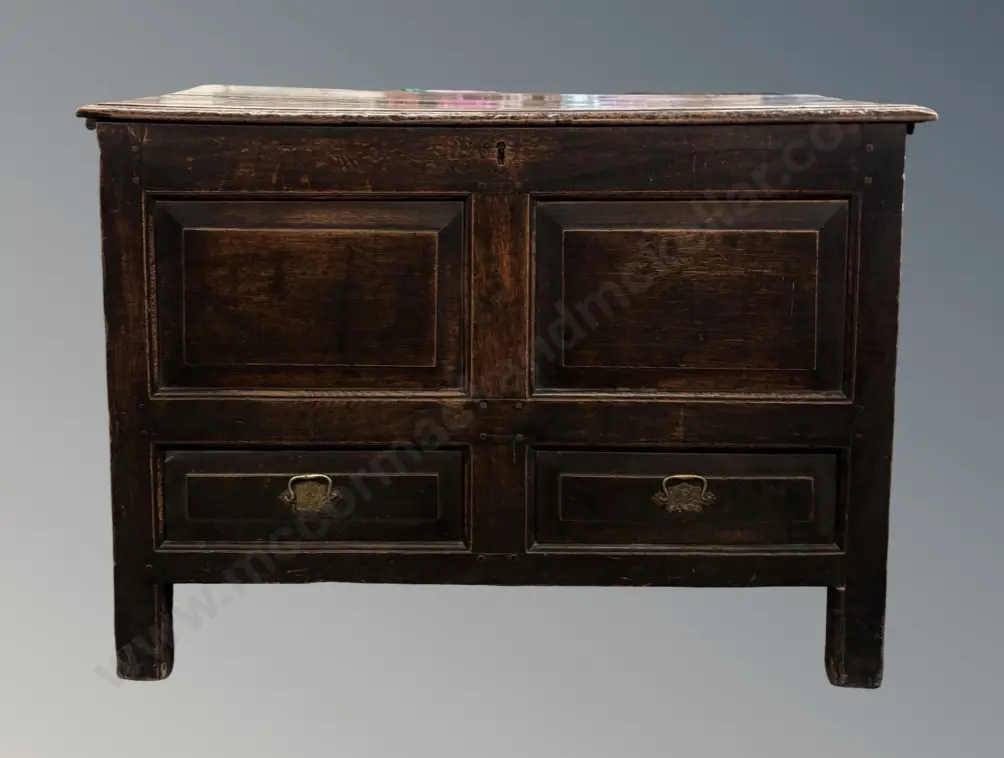 Georgian Oak Mule Chest with Hinged Lid and Two Drawers H80xL112xD53cm Image 1++