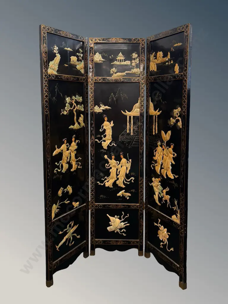 Oriental Black Lacquered Three Panel Screen with Mother of Pearl Figures, Buildings, Animals in Relief H180xW132cm Image 1++