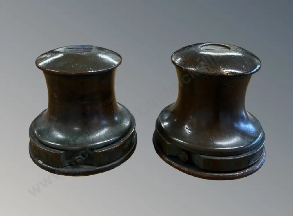 Pair of Bronze Yacht Winches, H10.5cm Image 1++