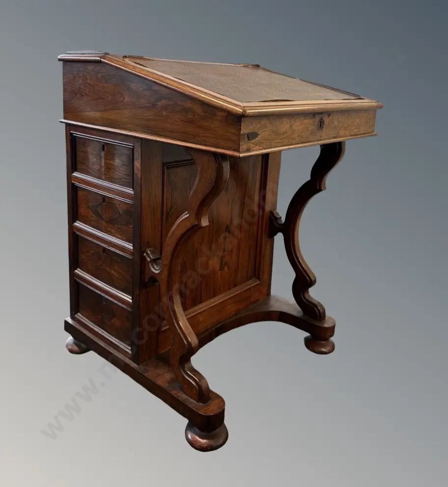 Oak Davenport with 4 Drawers, Leather Inlay and fitted Interior H83xW58xD61cm Image 1++