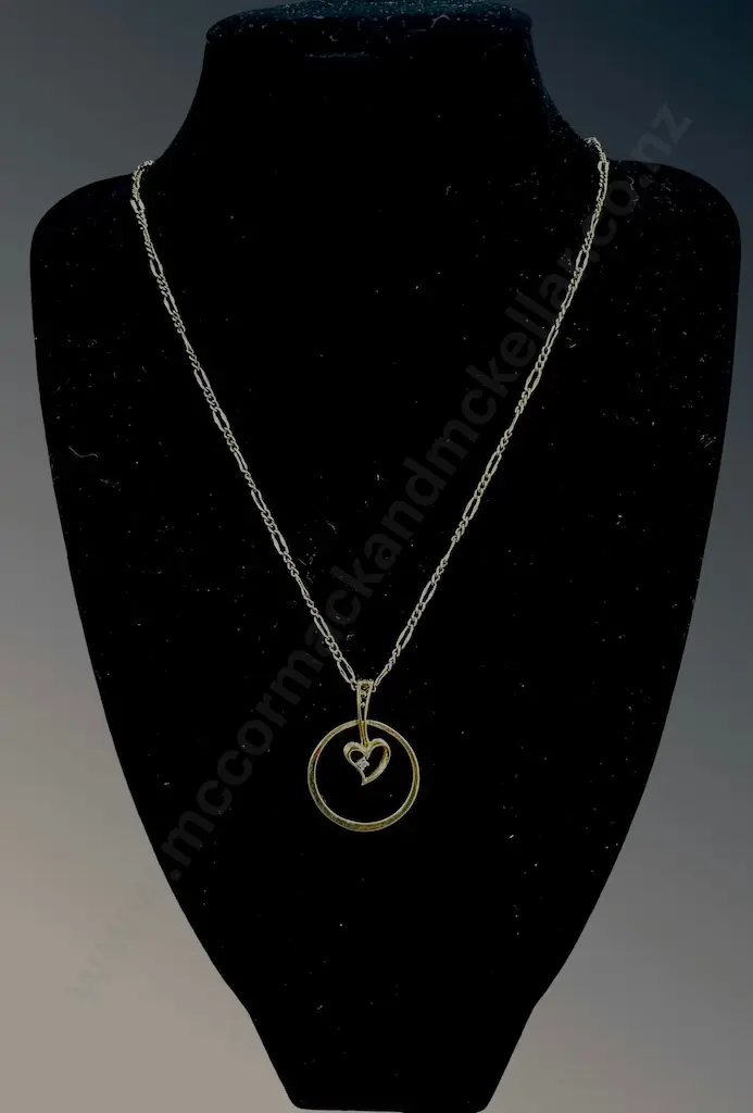 18ct Gold Heart Pendant and Gold Plated Chain, L56cm, Pendant Weight 3.7gms Image 1++