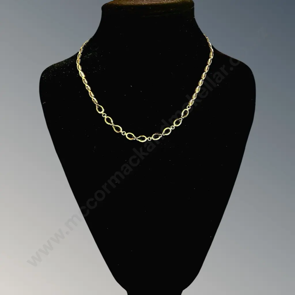 18ct Gold Anchor Link Chain with London Blue Topaz, L40cm, TW12.3gms Image 1++