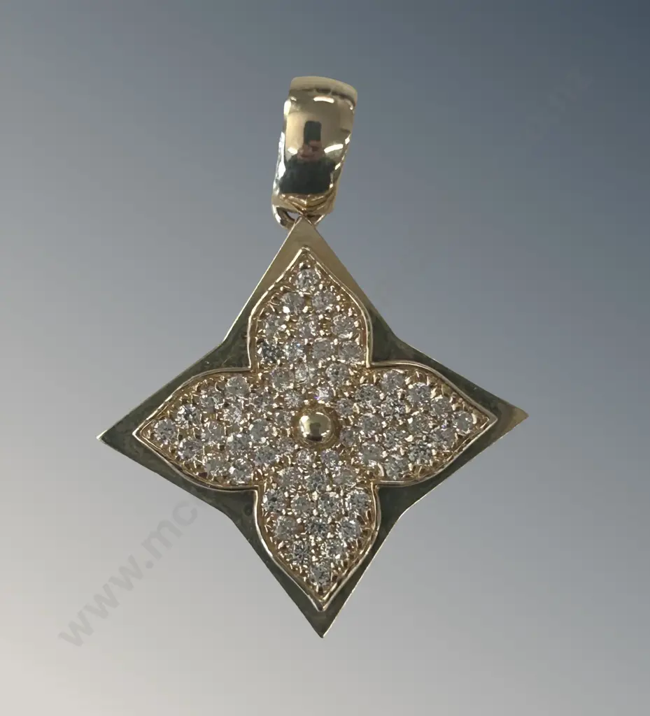 14ct Gold Star Pendant, TW7.00gms Image 1++