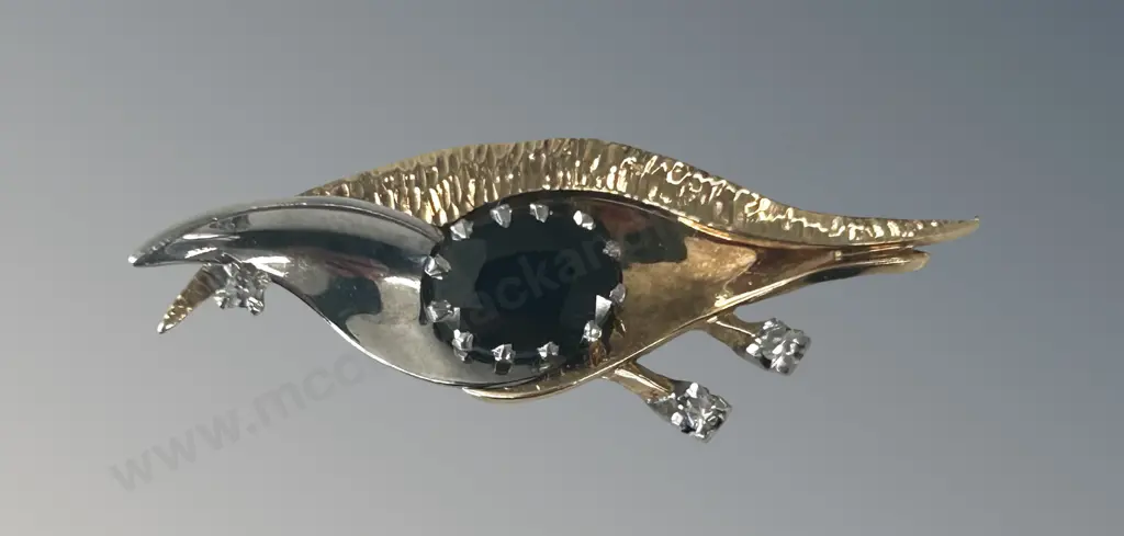 18ct Yellow and White Gold Sapphire and Diamond Pendant, TW4.35gms Image 1++