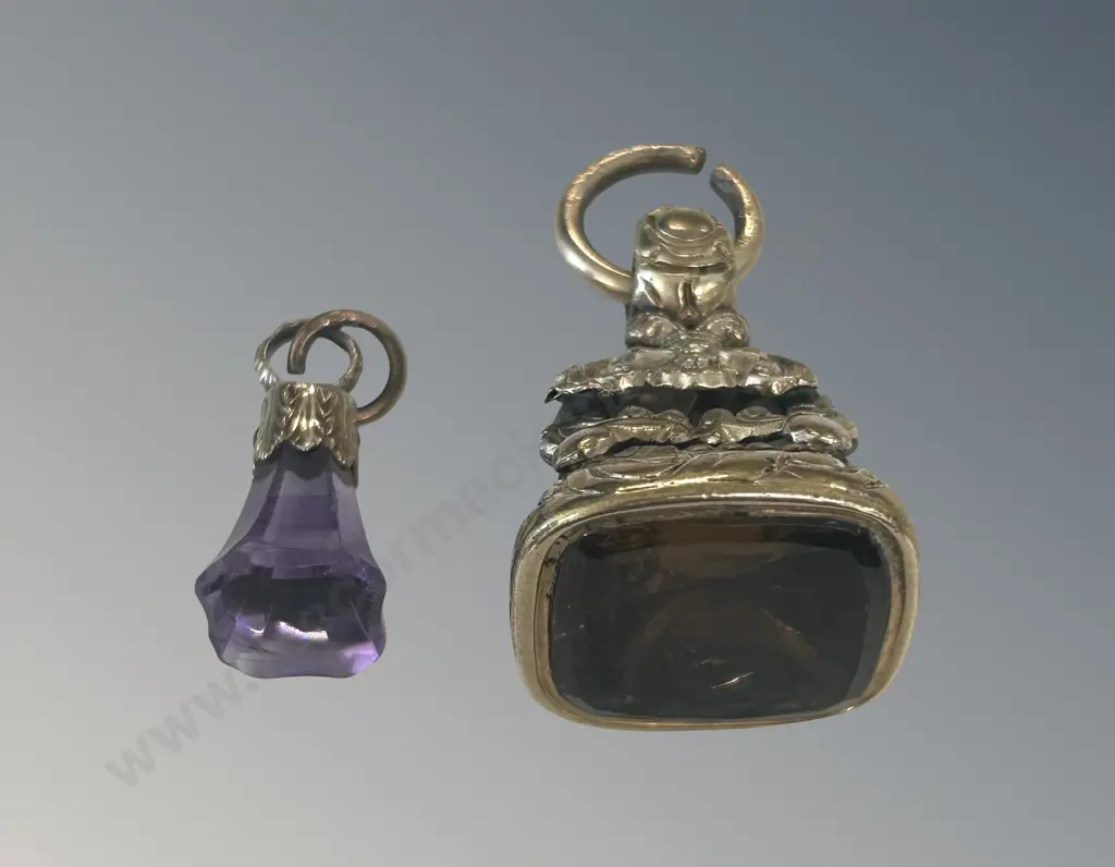 Citrine and Amethyst Seals Image 1++