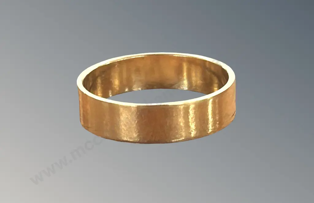 18ct Gold Band, Size O, TW3.9gms Image 1++