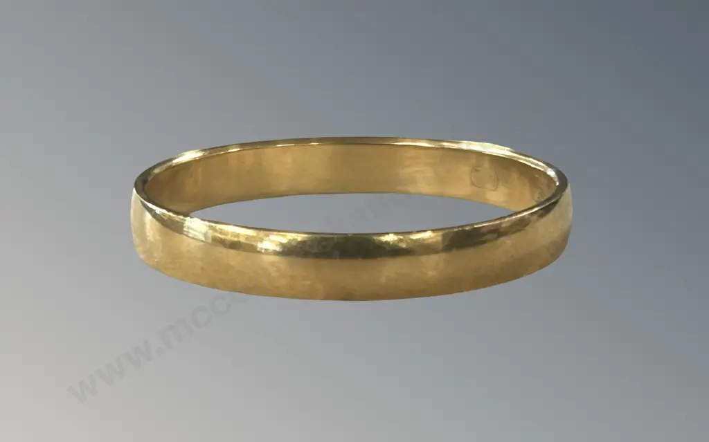 18ct Gold Band, Size S, TW2.29gms Image 1++