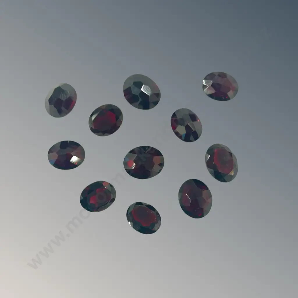 Eleven Loose Faceted Garnets, W9-11mm Image 1++