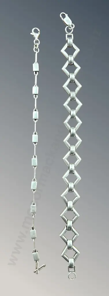 Sterling Silver Diamond Shaped Bracelet, L20.5cm and Sterling Silver Bar Link Bracelet, L19.5cm, TW31.9gms Image 1++