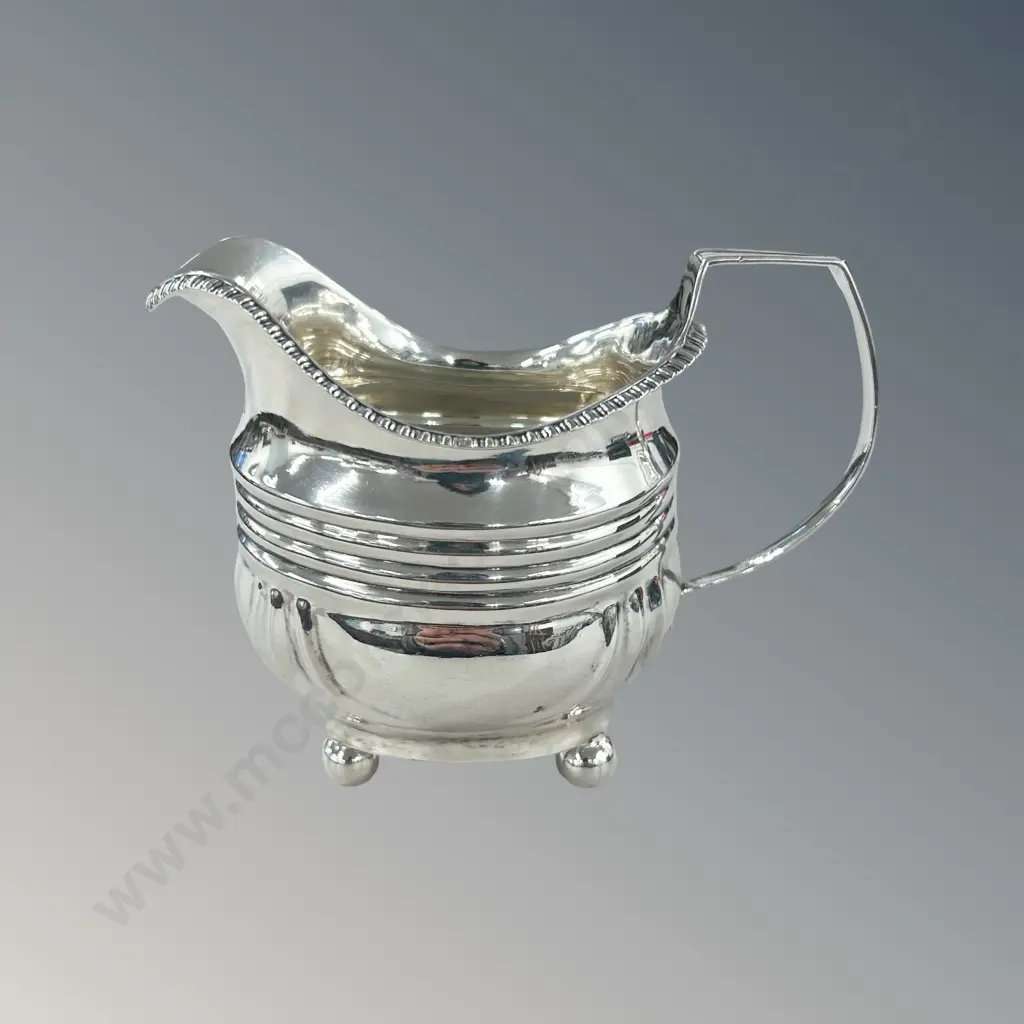 Sterling Silver Footed Creamer, TW159gms Image 1++