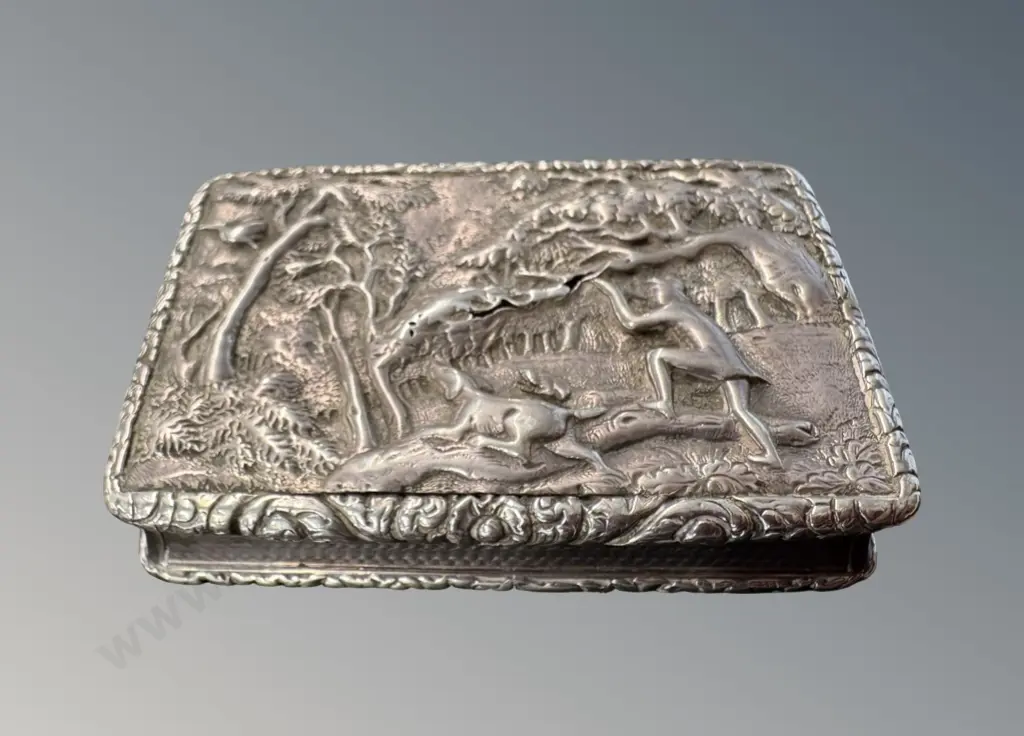 Georgian Sterling Silver Snuff Box, Hunting Scene, Nathaniel Mills 1829, L7.5cm, TW118gms Image 1++