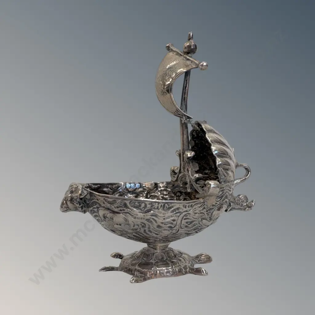 Sterling Silver Sailing Boat Shaped Salt Cellar, TW65gms Image 1++