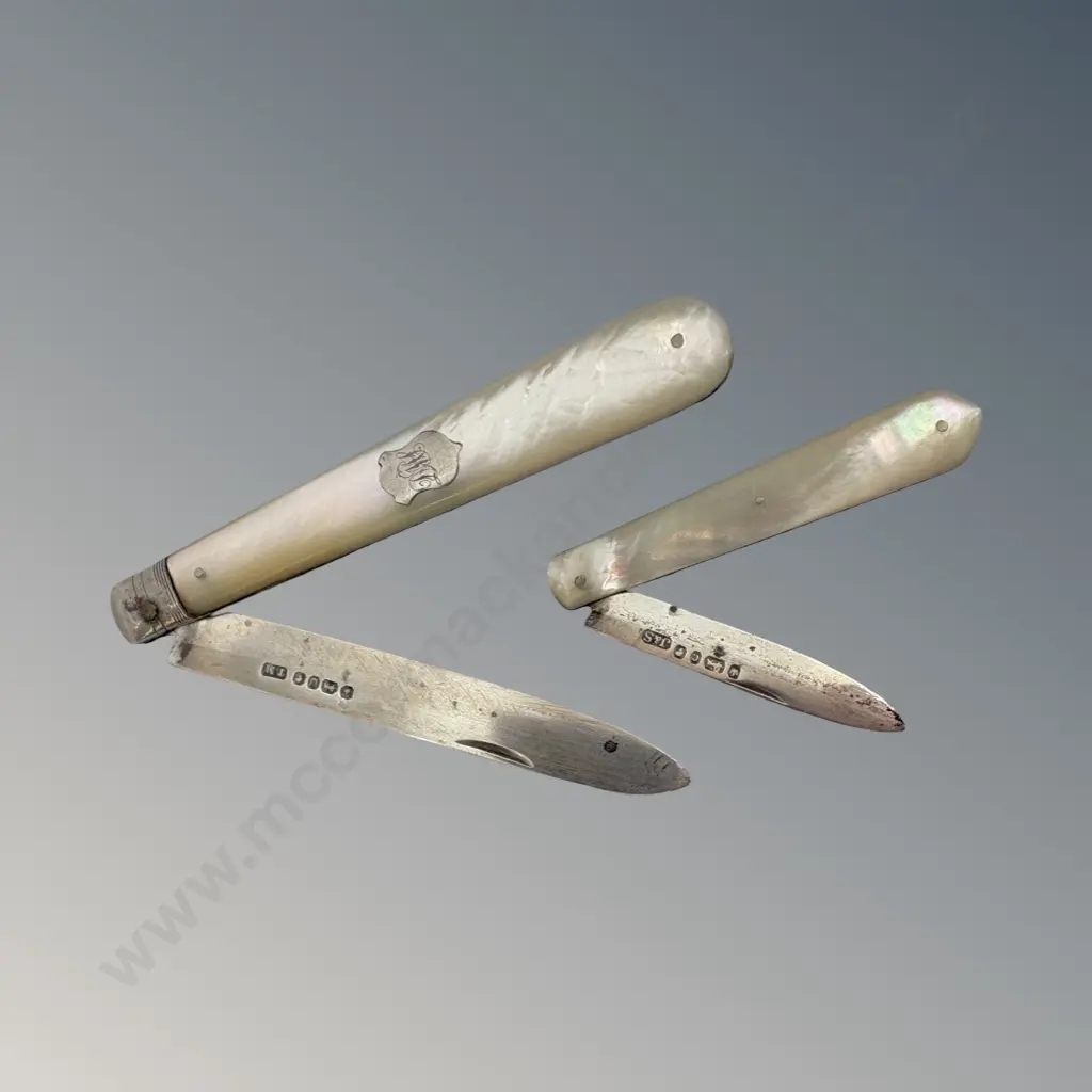 MOP and Sterling Silver Pocket Knives, TW48gms Image 1++