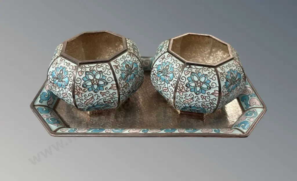 .990 Silver Enameled Condiment Bowls and Tray TW465gms (see photo of mark) Image 1++