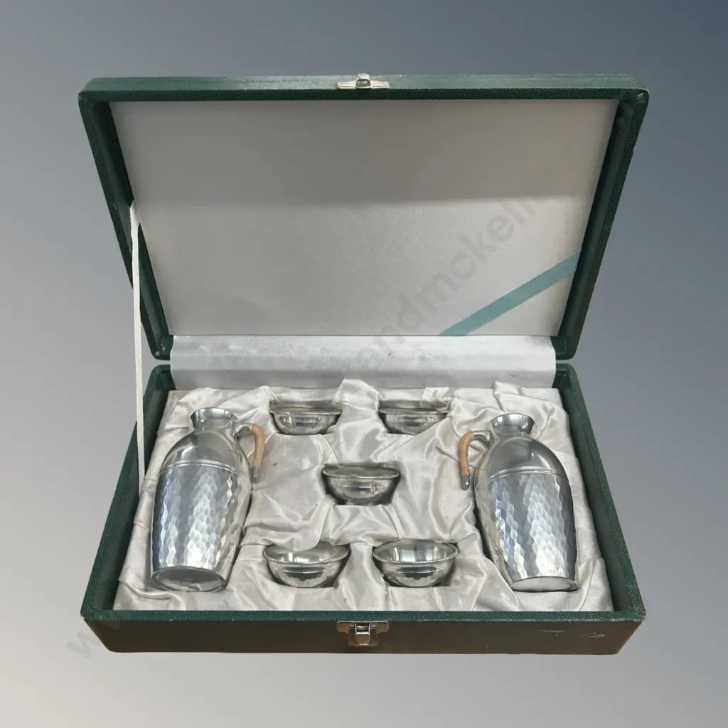 Japanese Sterling Silver Boxed Sake Set, see photo of mark TW495gms Image 1++