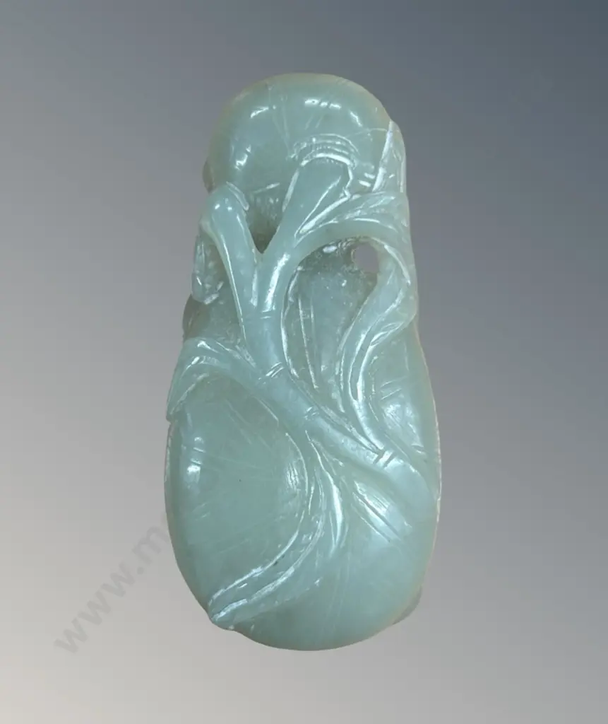 Jade Carved Floral Form H7.5cm Image 1++