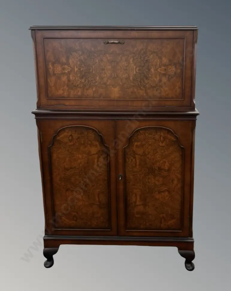 Mahogany Drinks Cabinet with Burr Walnut Veneer Front Panels and Mirrored Interior H122xW72D41cm Image 1++