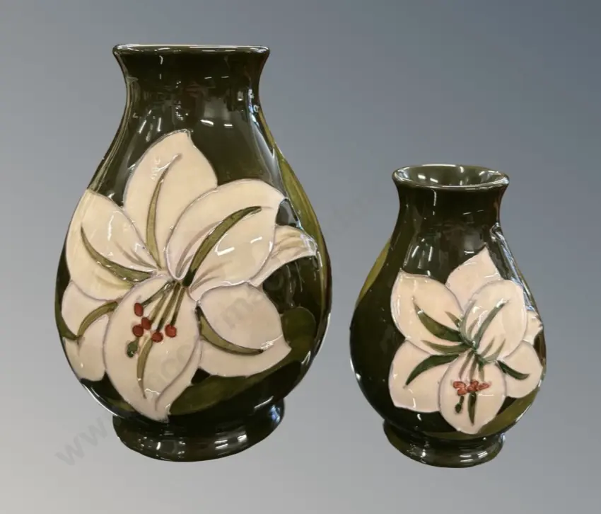 Two Moorcroft Bermuda Lily Vases H10cm, 14cm Image 1++