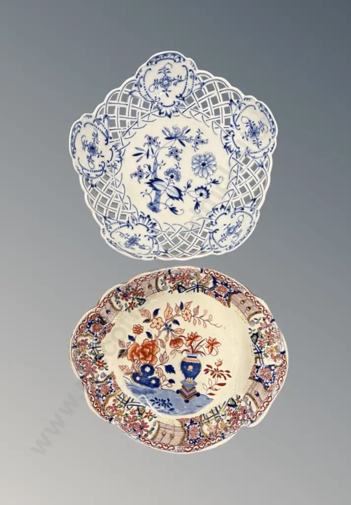 Two Decorative Comports, 23,25cm AF Image 1++