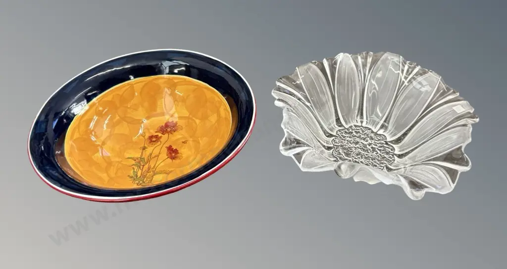 Glass Tulip Shaped Bowl Dia31cm and Robert Gordon Blue & Yellow Bowl, Dia34cm Image 1++