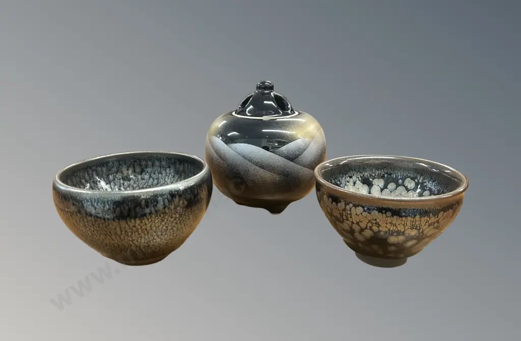 Boxed Signed Chinese Oil Spot Glaze Porcelain Tea Cups H6cm and Boxed Signed Porcelain Potpourri Jar H11cm Image 1++