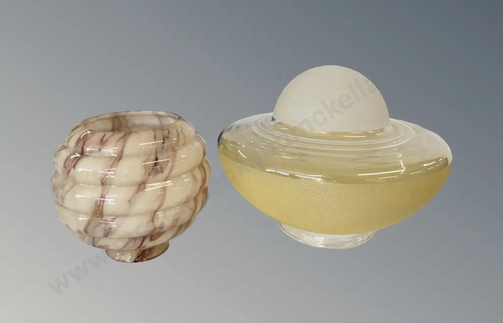 Two Art Deco Glass Lampshades, H13-18cm Image 1++
