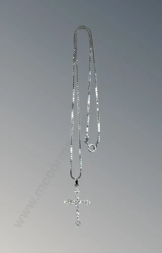 Sterling Silver and CZ Cross on Chain TW6gms Image 1++