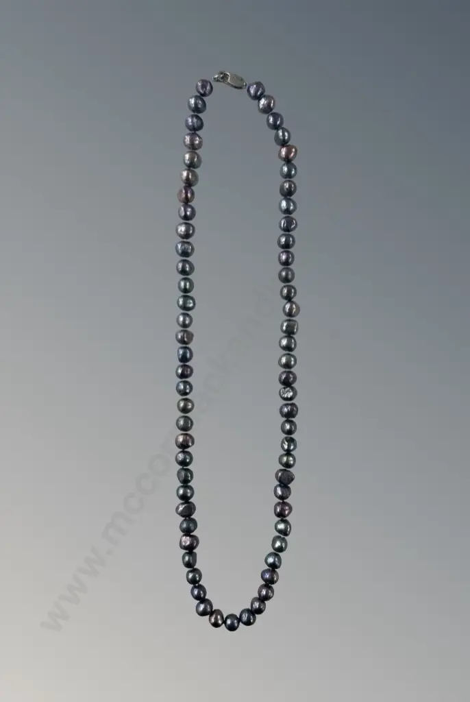 Peacock Pearl Necklace with Silver Clasp L42cm  Image 1++