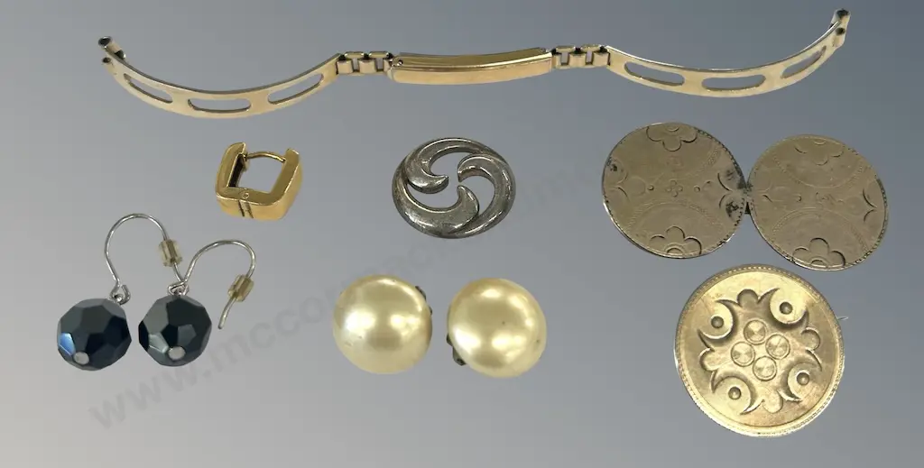 Silver and Gold Plate Earrings, Watch Strap, Brooches etc Image 1++