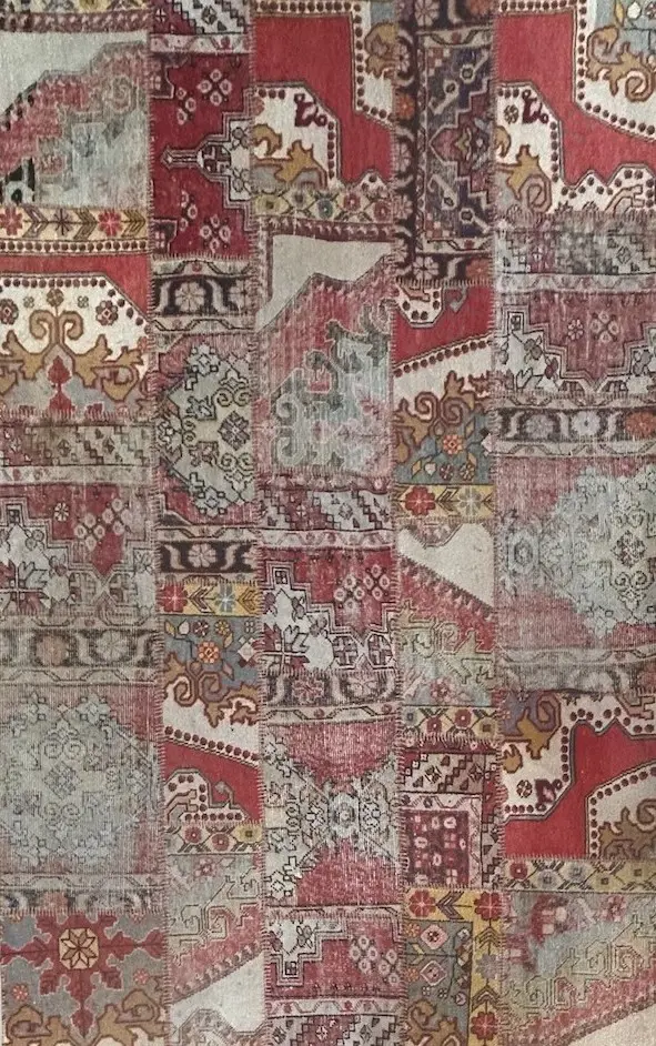 Patchwork Persian Rug - Red and Cream Tones 303x202cm Image 1++