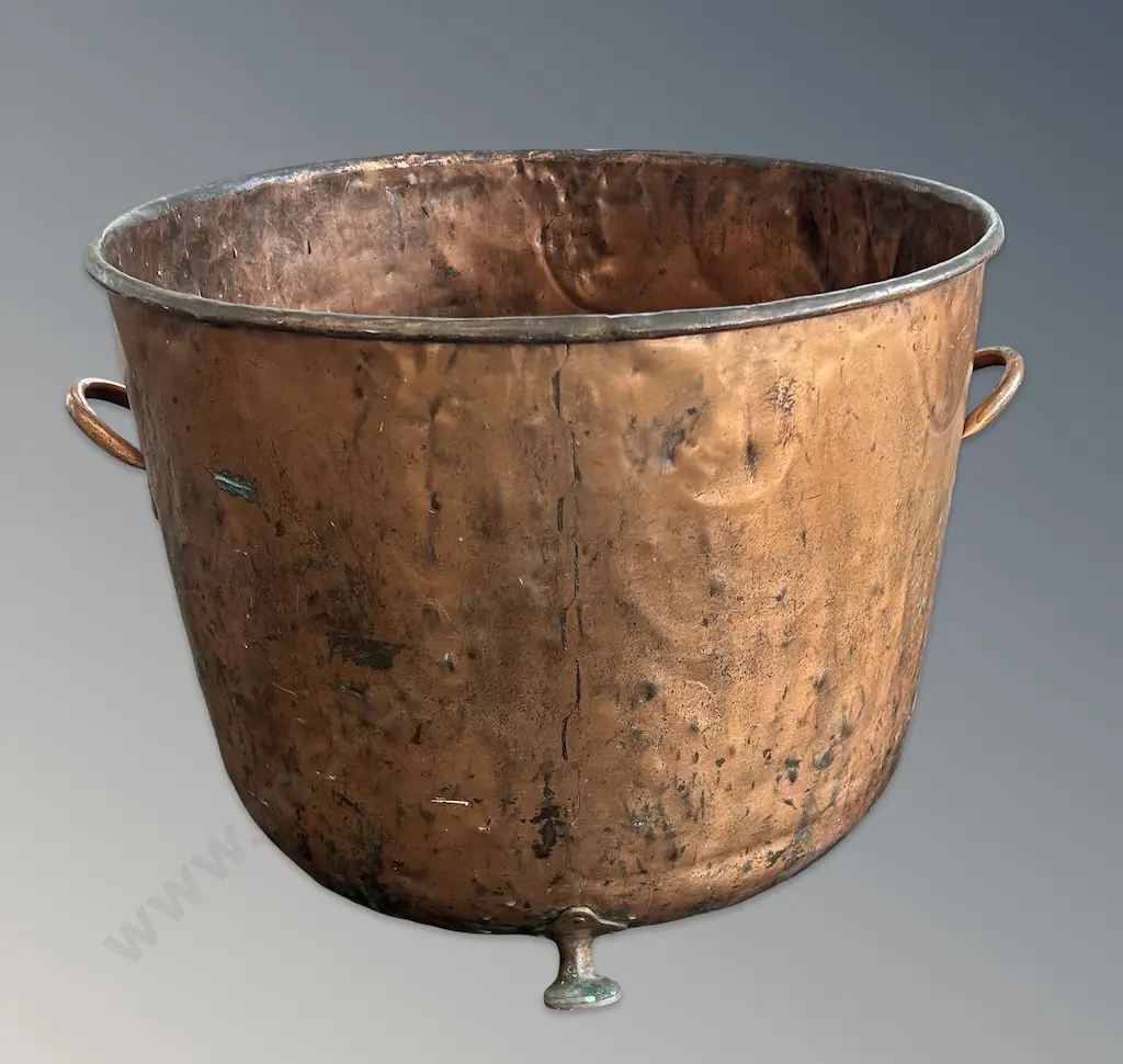 Copper Footed Bin, Dia53xH42cm Image 1++